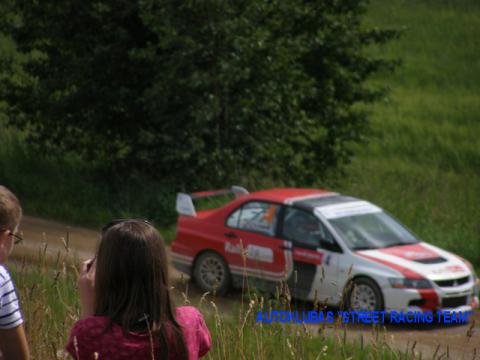 mini-p7122465.jpg